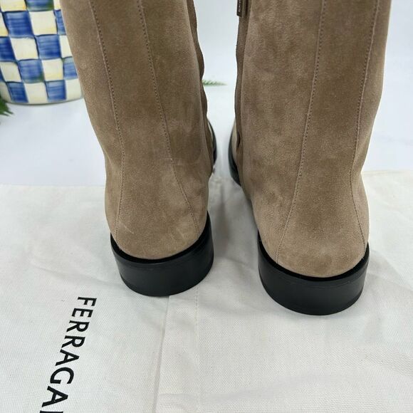 Men’s Salvatore Ferragamo suede Gerald ankle boots size 8.5 EE made in Italy main image 4